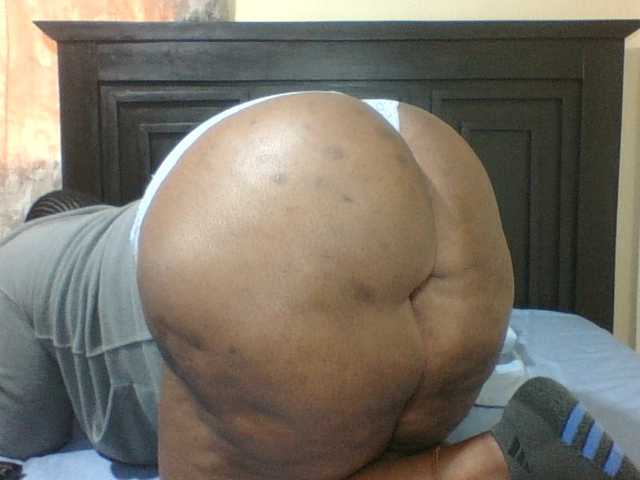 Sexyblacktits live webcam show