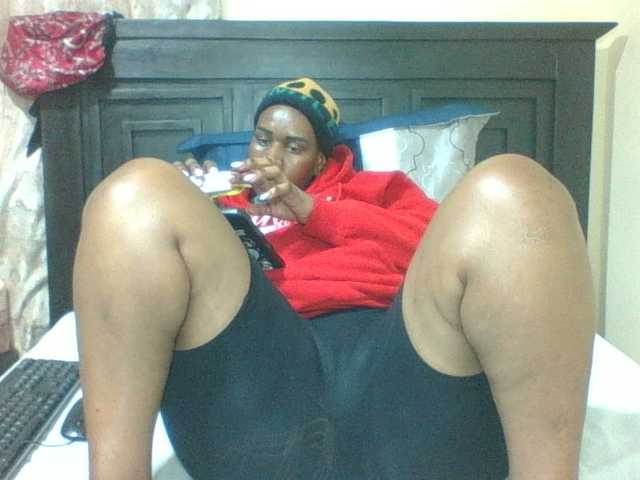 Sexyblacktits live cam on BongaCams