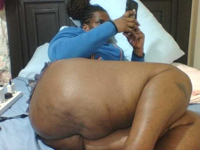 Sexyblacktits live cam on BongaCams