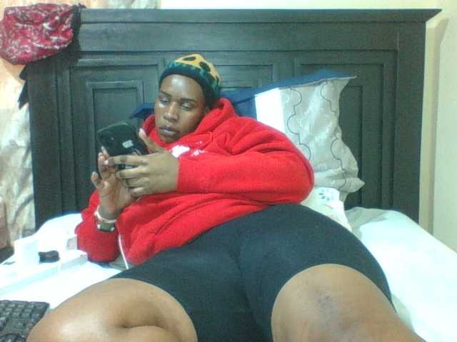 Sexyblacktits live webcam show