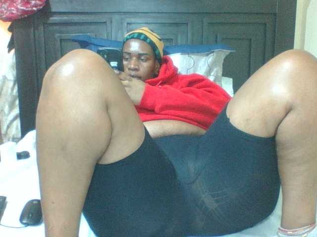 Sexyblacktits live webcam show