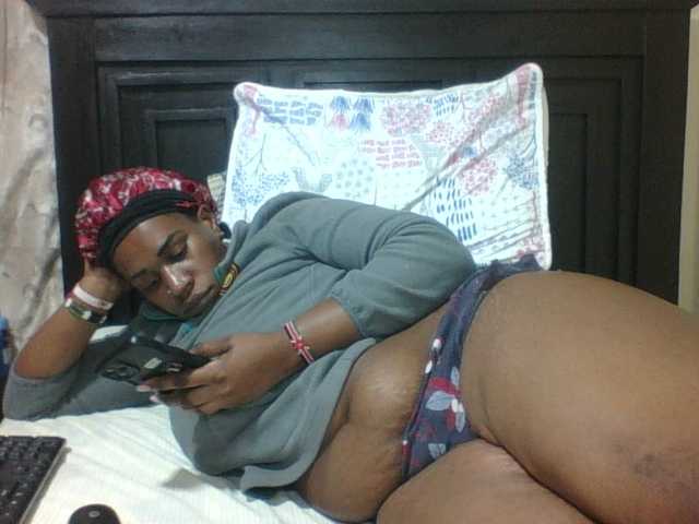 Sexyblacktits live cam on BongaCams