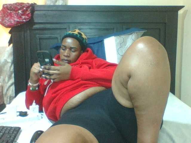 Sexyblacktits live webcam show