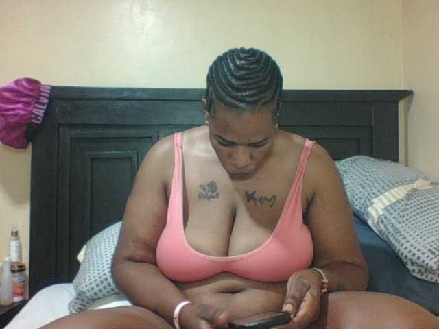 Sexyblacktits live cam on BongaCams