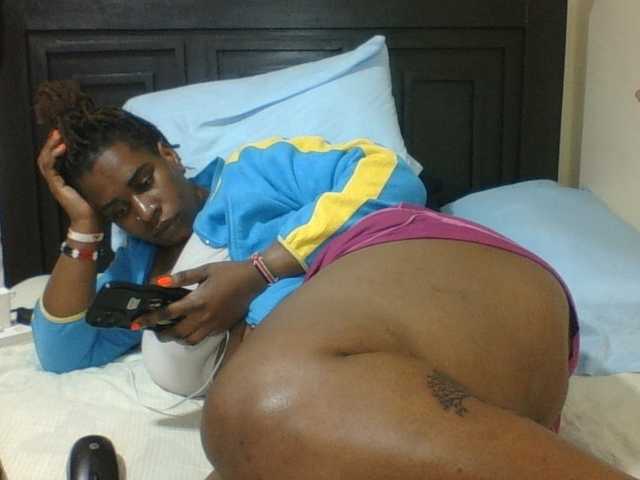 Sexyblacktits live cam on BongaCams