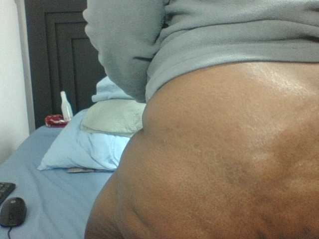 Sexyblacktits live cam on BongaCams