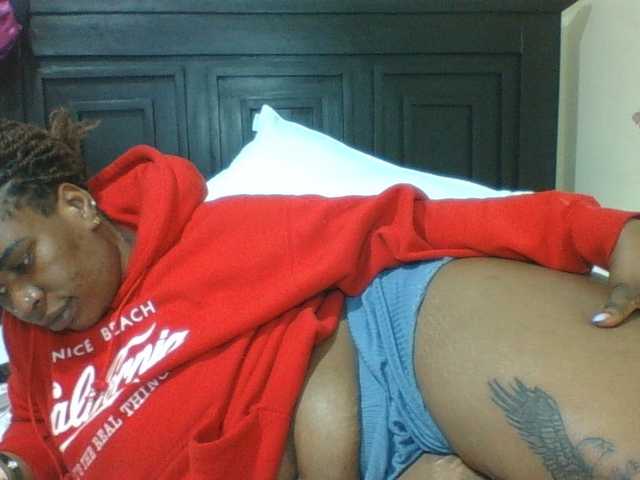 Sexyblacktits live cam on BongaCams