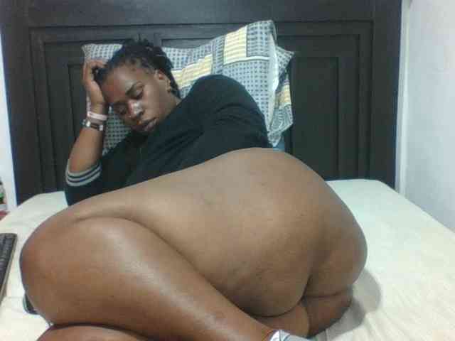 Sexyblacktits webcam