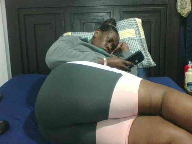 Sexyblacktits webcam