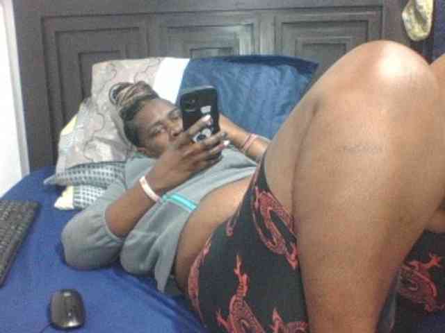 Sexyblacktits webcam