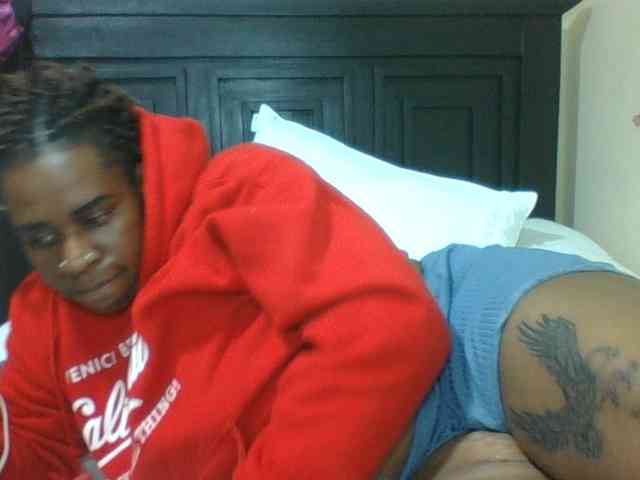 Sexyblacktits webcam