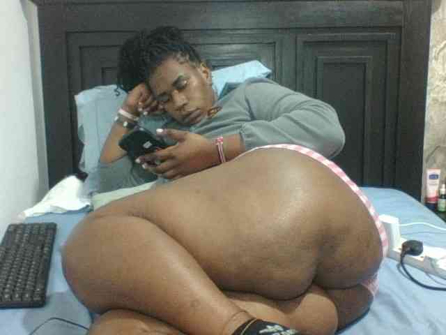 Sexyblacktits webcam