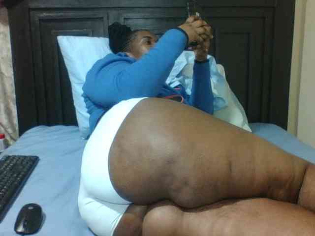 Sexyblacktits webcam