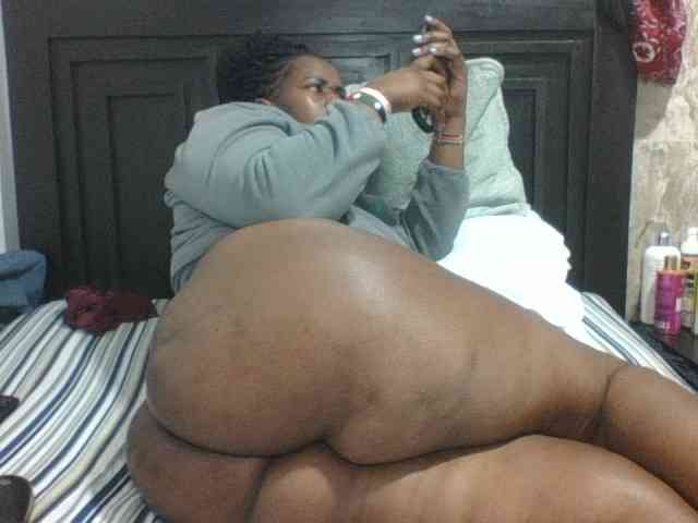 Sexyblacktits webcam