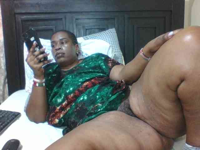 Sexyblacktits webcam