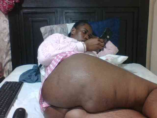 Sexyblacktits webcam