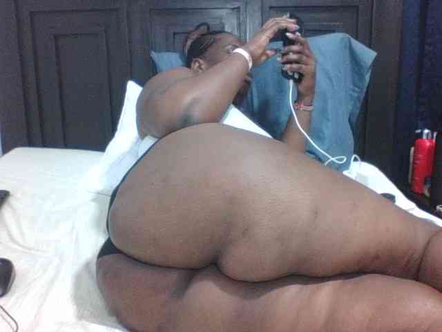 Sexyblacktits webcam