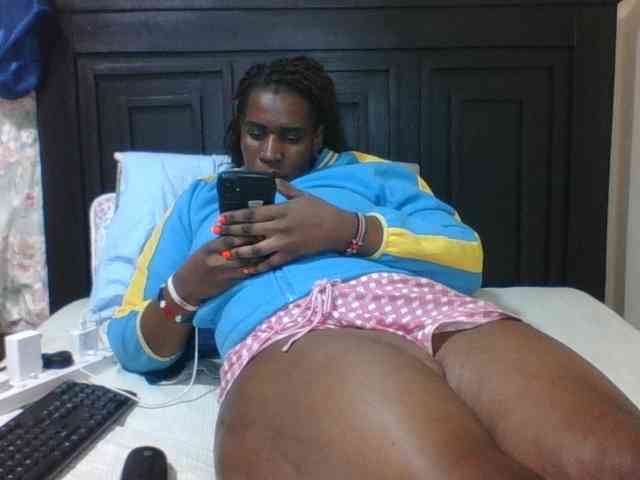 Sexyblacktits webcam