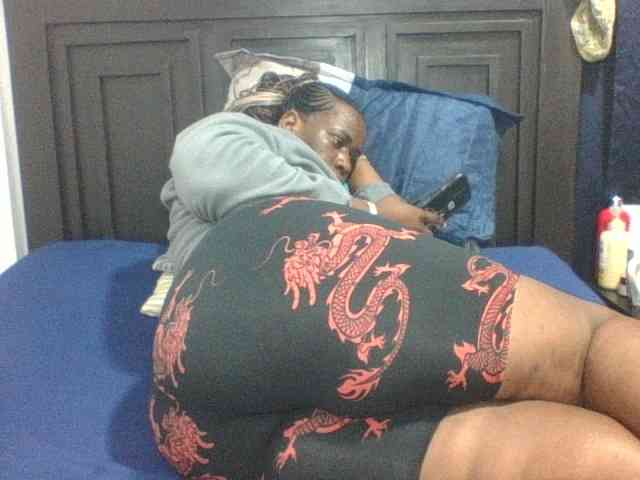 Sexyblacktits webcam