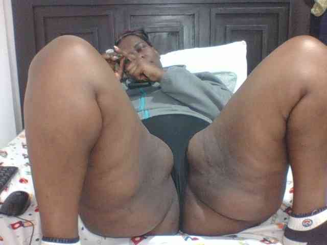 Sexyblacktits webcam