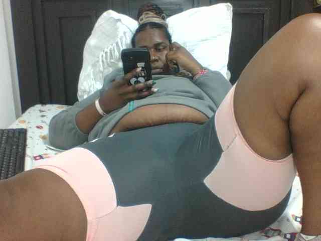 Sexyblacktits webcam