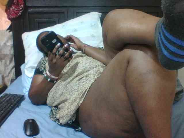 Sexyblacktits webcam