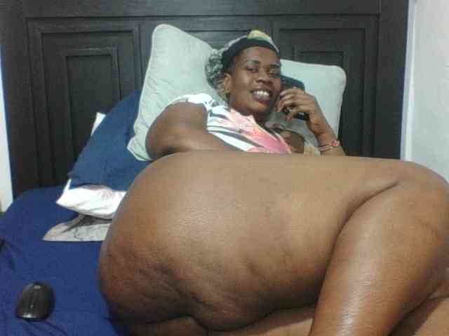 Sexyblacktits webcam