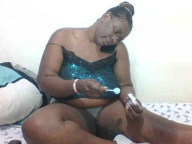 Sexyblacktits webcam