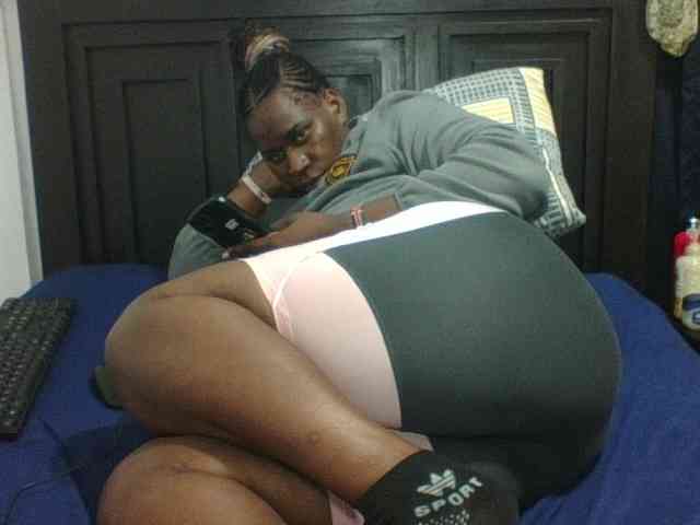 Sexyblacktits webcam