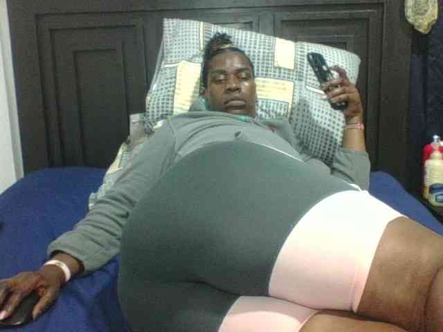 Sexyblacktits webcam