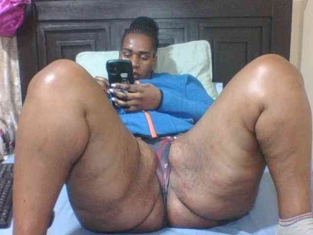 Sexyblacktits webcam