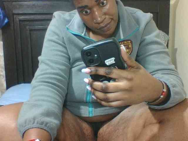 Sexyblacktits webcam