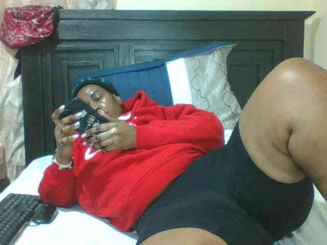Sexyblacktits webcam
