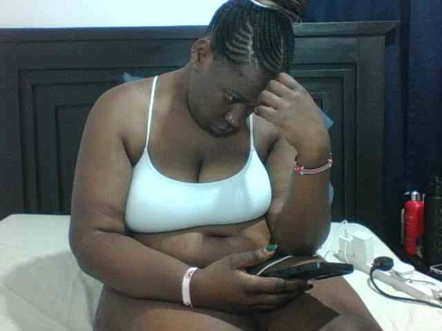 Sexyblacktits webcam