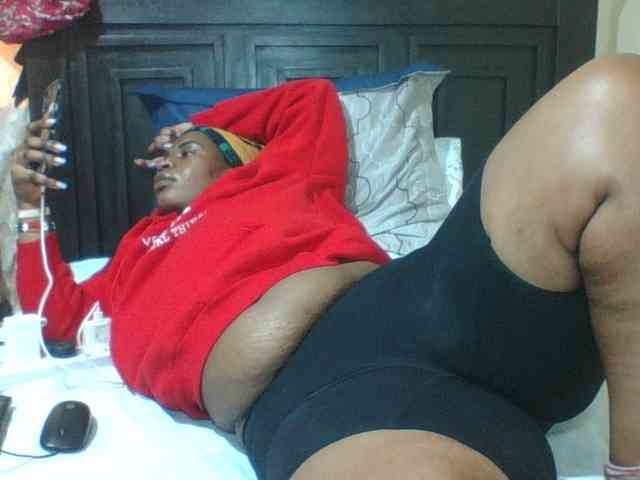 Sexyblacktits webcam