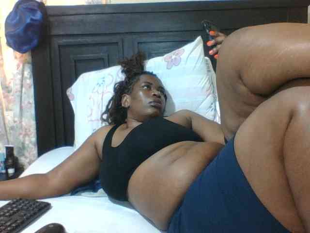 Sexyblacktits webcam