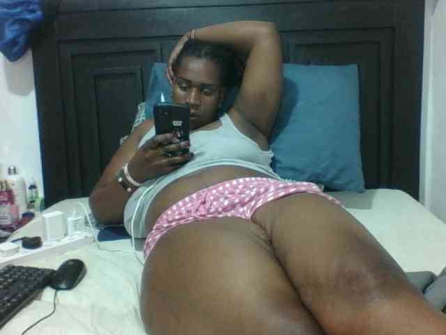 Sexyblacktits webcam