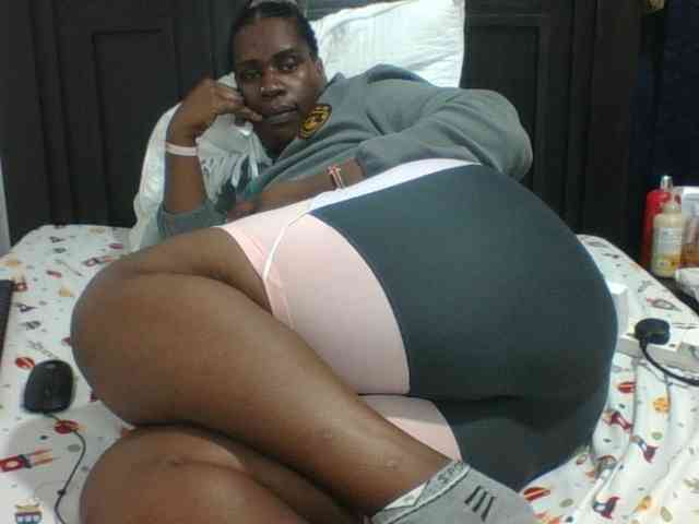 Sexyblacktits webcam