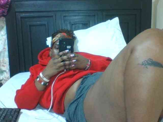 Sexyblacktits webcam