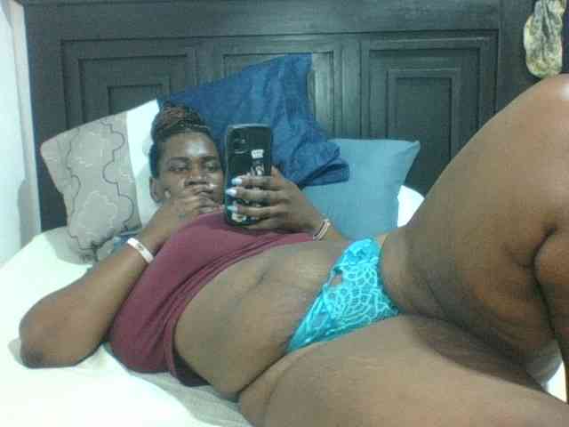 Sexyblacktits webcam