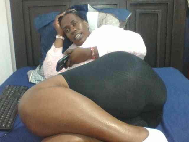 Sexyblacktits webcam