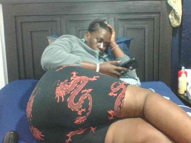 Sexyblacktits webcam