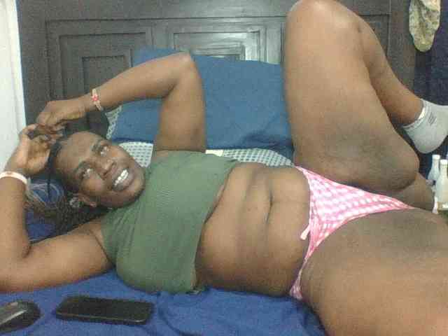 Sexyblacktits webcam