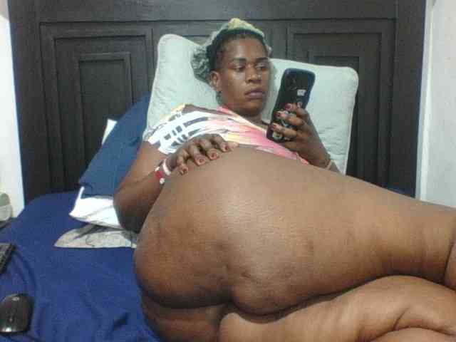 Sexyblacktits webcam