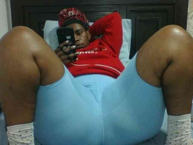 Sexyblacktits webcam