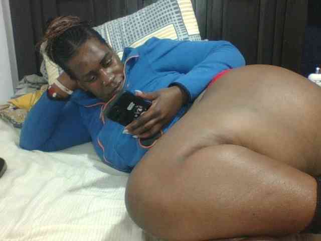 Sexyblacktits webcam
