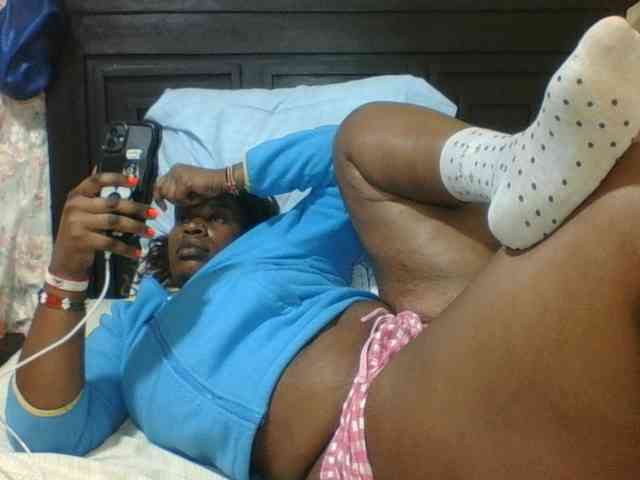Sexyblacktits webcam