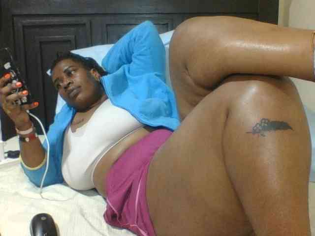 Sexyblacktits webcam