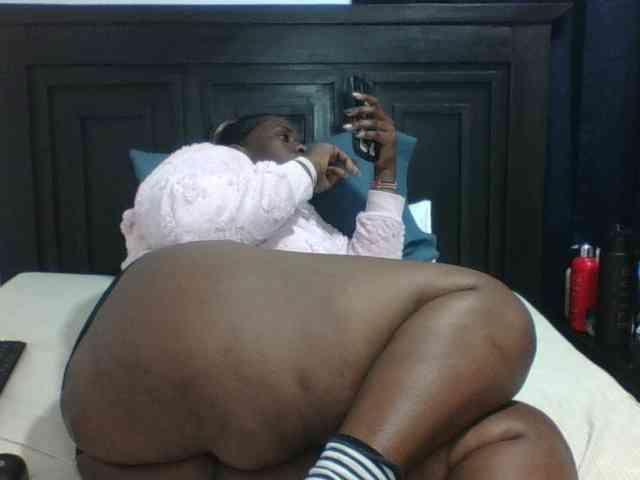 Sexyblacktits webcam