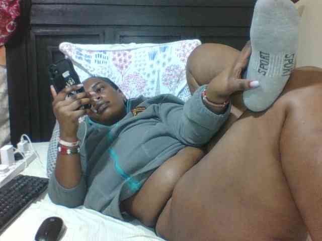 Sexyblacktits webcam